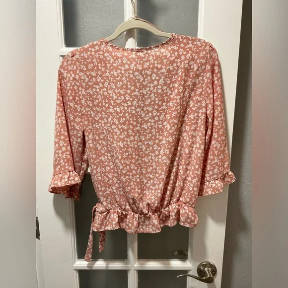 Sienna Sky Floral Cross Over Tie Top - Picture 6 of 10